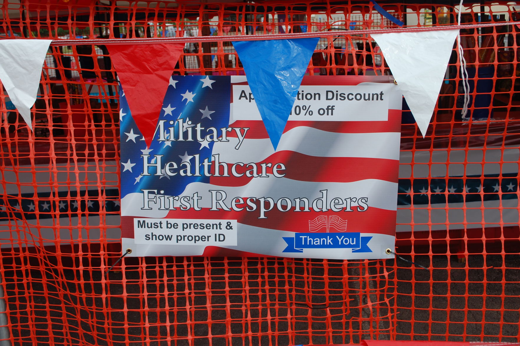 Discount Sign.JPG